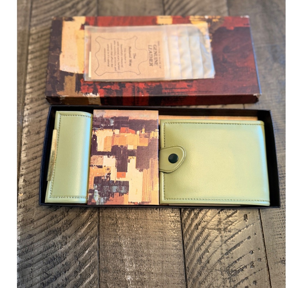 Calflon Bifold Wallet Set Light Green Vintage Leather Key Fob Boxed New